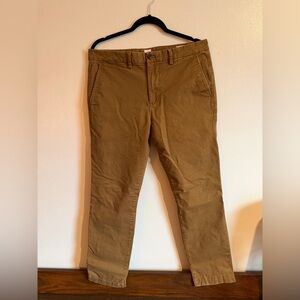 GAP Men's Khaki Chinos